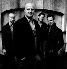 De zeeuwse band blof bepaalt al sinds het eind van de jaren 90 het landschap van de nederlandstalige kwaliteitspop. Blof Songtexte Lyrics Ubersetzungen