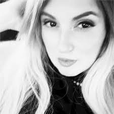 Danielle Duchene's Instagram, Twitter & Facebook