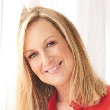 Rebecca Rawson's Instagram, Twitter & Facebook