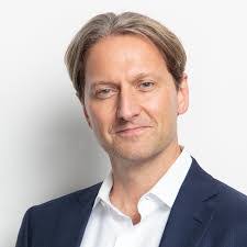 David Schier's Instagram, Twitter & Facebook