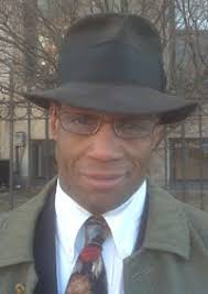 Elliott Davis: Con Man