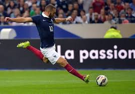 Karim « frère et victime » s'avance à la barre. Football Euro 2021 Avec Karim Benzema Les Bleus Vont Changer De Visage Actu Lyon