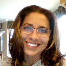 Meghan Gore's Instagram, Twitter & Facebook