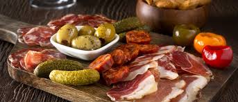Ces 5 Aliments A Ne Jamais Consommer Une Fois Perimes Gourmandiz Be