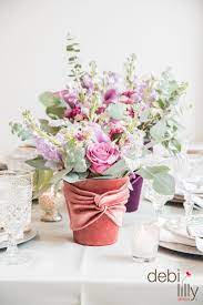 We Are In Holiday Heaven With This Pretty Pink Arrangement Find Inspiration Like This Debi Lilly Design Look A Spring Decor Fall Decor Holiday Entertaining