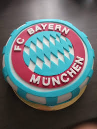 Tutaj mozna wydrukowac ten rysunek z logo klubu pilkarskiego bayern monachium, niemiecki klub sportowy z. Tort Z Logo Bayern Monachium
