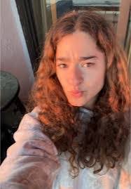 Marissa Brown's Instagram, Twitter & Facebook