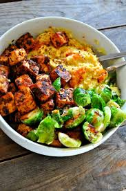 May 19, 2021 · though tofu is typically low in calories, watch out for baked or flavored packaged varieties, which can up the calorie content considerably (such as baked teriyaki tofu, which has 140 calories per 3 ounces). The Best Vegan Low Calorie Recipes Rabbit And Wolves
