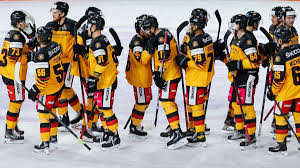 Die eishockeyspieler des ehc straubing sind schnell und zielsicher auf dem eis. Phase Zwei Bei Wm Vorbereitung Der Eishockey Nationalmannschaft Br24