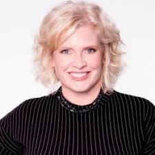 Laurie Lach's Instagram, Twitter & Facebook