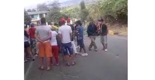 Colombia ejerce controles respetando la ley y los derechos humanos de todos los ciudadanos. It5qbouy0pbuhm