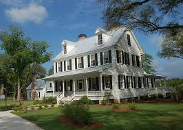 Award Winning Preservation Efforts Add Unique Flavor To Neighborhood Sponsored Content Post And Courier Charleston Sc Pretty House Beautiful Homes Summerville