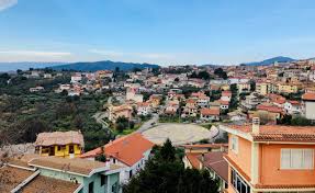 Simeri Crichi punta finalmente sul turismo: navette dai villaggi verso il  borgo | Gazzetta del Simeri