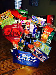 Birthday Baskets For Men Valentine S Day Broquet Diy Father S Day Gift Baskets Valentine Gift Baskets Fathers Day Baskets