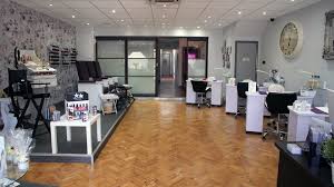 At evoke beauty salon, customer satisfaction is our ultimate goal. Sanderstead Beauty Parlour Beauty Therapist Salon Warlingham