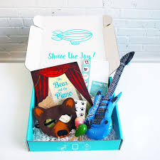 Gift Guide 15 Literary Subscription Boxes For Book Lovers Cratejoy Litjoy Crate Cratejoy Subscription Boxes Book Subscription Box