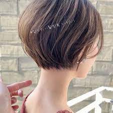 hair ヘアー はスタイリスト モデルが発信するヘアスタイルを中心に トレンド情報が集まるサイトです 20万枚以上のヘアスナップから髪型 ヘアアレンジをチェックしたり ファッション メイク ネイル 恋愛の最新まとめが見つかります ヘアカット ショート