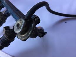 Semasa mengetatkan skru, pastikan tidak terlalu ketat. Tacra S Diy Garage Adjustable Fuel Regulator Installation