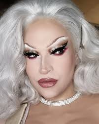 V A Z E K (@vazek_tomi) • Instagram photos and videos