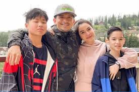 He is known for his excellent acting talent and had already won an acting award. Jennylyn Mercado Dennis Trillo Mark 7th Anniversary As A Couple Filipino News