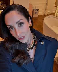 Catherine Reitman (@reitcatou) • Instagram photos and videos