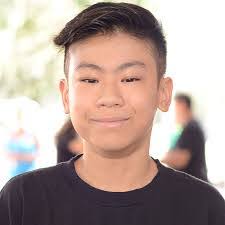 Nick Noel's Instagram, Twitter & Facebook