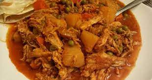 Picadillo De Pollo En Guajillo Receta De Mary S Cuellar Sazonando Tu Hogar Receta Guajillo Pollo Recetas De Pollo Mexicanas