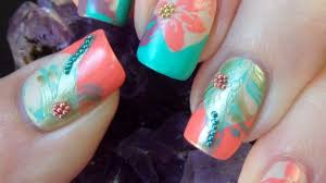 Ombré and reverse fade technique. Mix Of Turquoise And Coral Colors For Adorable Summer Nail Art