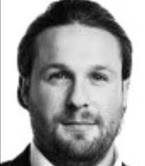 Tom Bond's Instagram, Twitter & Facebook