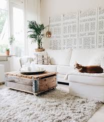 Binnenkijken Bali Meets Ibiza Binnenkijken Witte Basis Voor Interieur Ibiza Style Interior Bohemian Woo Ibiza Style Interior Bali Style Home Bali Decor