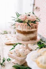 Das Ist Der Schonste Torten Trend Der Saison Drip Cakes Tropfkuchen Nackter Kuchen Hochzeitstorte Elegant