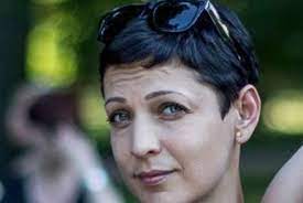 En o ní je tenhle poslední letošní rozhovor. Adela Elbel Homosexualita Je Normalni A Proto Chci Aby Ji Tak Vnimaly I Me Deti Pro Zeny Blesk Cz