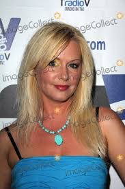 Beverly Lynne's Instagram, Twitter & Facebook