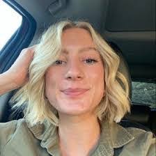 Melanie Mcbee's Instagram, Twitter & Facebook