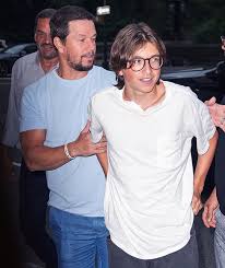 Indeed, some of wahlberg's best performances come from. Mark Wahlberg And Son Michael 15 Are Nearly The Same Height Photos Hollywood Life