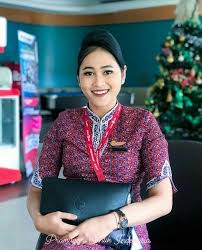 Anoure seharusnya masih aktif di lion air hingga 2022. Pramugari Cantik Lion Air Di Instagram Ig Emiliayuliani Pramugari Pramugariterbaik Lionair Lionaircrew Pramug Beautiful Legs Fashion Flight Attendant