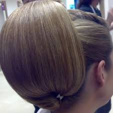 Pour le meuble, voir coiffeuse (meuble). Photos At Coiffeur Yasin Gmbh Salon Barbershop In Zurich
