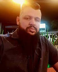 Que nunca falte da essência do Espírito Santo e que o amor de Deus esteja  acima de tudo.