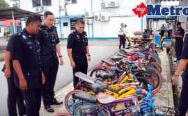 Maybe you would like to learn more about one of these? Lajak Terus Ke Balai Polis Harian Metro
