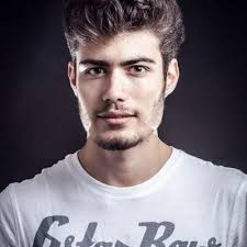 Adrian Cabello (@AdrianCabelloL)