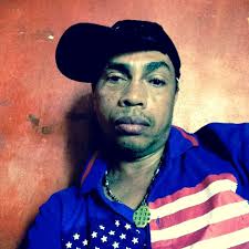 Stream raul saenz music