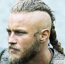 Vikingské dámske účesy nevyhnutne predpokladajú prítomnosť dlhých vlasov. Vikingske Ucesy Panske 140 Viking Hairstyle Ideas Ucesy Vikingovia Janet Jackson 768 Likes 5 Talking About This