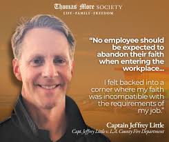 ✝️ Ideologically motivated religious discrimination should never take  precedence over the right to live out one's faith freely. Learn how TMS is  defending Jeffrey's right to practice his faith here:  https://hubs.la/Q03q1g5b0