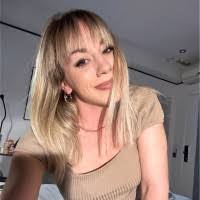 Mary Laino's Instagram, Twitter & Facebook