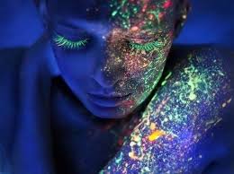 32 Glow In The Dark Makeup Ideas Glow In The Dark Makeup Dark Makeup