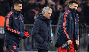 Der portugiese eckt sehr gerne mit seinen mitmenschen an und vergreift sich dabei auch schon einmal im ton. Jose Mourinho Uber Den Fc Bayern Man Kann Die Empathie Zwischen Flick Und Den Spielern Greifen
