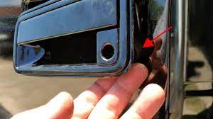 Trick For Installing 88 98 Chevy Gmc C1500 Door Handles Easy Way Youtube