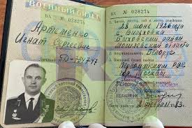 Каким образом ветеран войны в 86 лет чинил мобильные телефоны и занимался этим бизнесом? Oklevetannyj Navalnym Veteran Prinimaet Uchastie V Zasedanii Po Videosvyazi Rossijskaya Gazeta