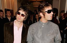 Liam fergus beircheart gallagher is the youngest of the gallagher siblings. Liam Gallagher Blows Noel Gallagher S Music Entertainment News Brief Hot News