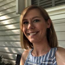 Danielle Trahan's Instagram, Twitter & Facebook